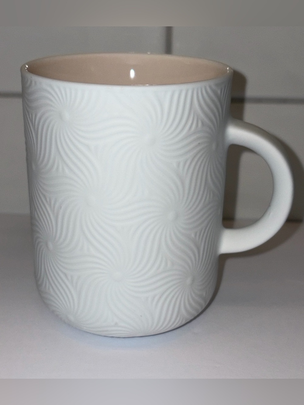 Nespresso 2025 Advent Calendar White Vertuo Coffee Mug Porcelain Limited Edition